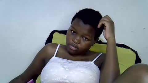 mystic_desire3 online show from April 18, 6:12 pm