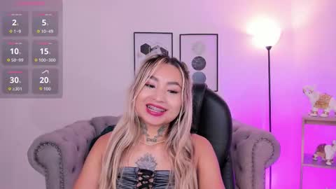 mystic_nova_ online show from March 4, 11:16 am