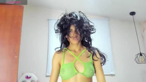 Snapshot of mystical_meteor chatting on May 30, 7:11 pm mystical_meteor online show from May 30, 7:11 pm