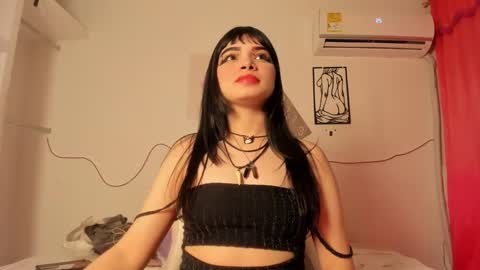 Snapshot of mysticamber1 chatting on September 22, 12:34 am mysticamber1 online show from September 22, 12:34 am