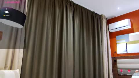 Angeline online show from October 4, 6:50 pm