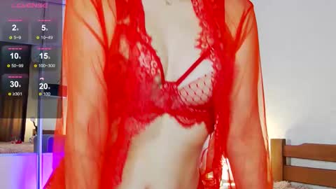 Angeline online show from October 26, 6:03 pm