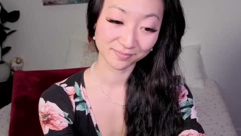 Snapshot of mysweetsofie1 chatting on October 8, 9:56 pm MySweetSofie online show from October 8, 9:56 pm