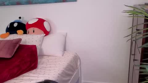 Snapshot of mysweetsofie1 chatting on October 18, 10:10 pm MySweetSofie online show from October 18, 10:10 pm