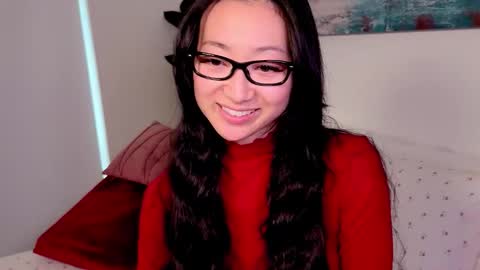 Snapshot of mysweetsofie1 chatting on November 23, 10:09 pm MySweetSofie online show from November 23, 10:09 pm