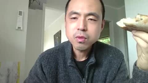 myth_wang online show from April 12, 11:54 pm