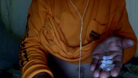 Snapshot of mywi11yisbiggy chatting on January 31, 12:18 pm str8 dom alphaAsian Daddy type. sorry not bi or  curious but i dont judgediscrimenate. online show from January 31, 12:18 pm