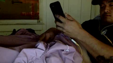 Snapshot of mywi11yisbiggy chatting on February 6, 5:09 pm str8 dom alphaAsian Daddy type. sorry not bi or  curious but i dont judgediscrimenate. online show from February 6, 5:09 pm