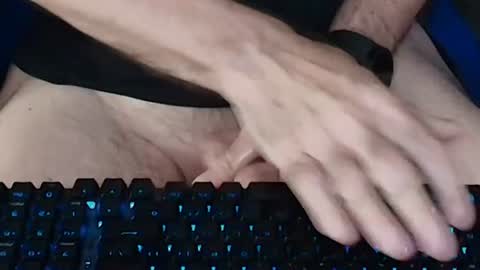 Snapshot of myztryman chatting on June 15, 4:42 pm myztryman online show from June 15, 4:42 pm