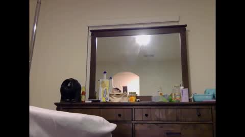 mzthundabootie online show from March 18, 2:04 am