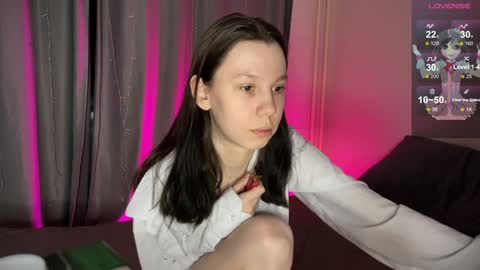 Vanessa and Julia  online show from January 22, 6:10 pm