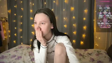 Vanessa and Julia  online show from February 10, 8:31 pm