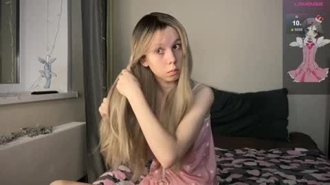 Vanessa and Julia  online show from February 27, 6:20 pm