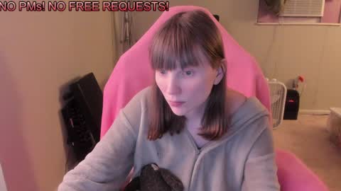 Natalie Marlo online show from February 8, 3:30 am