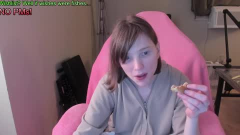 Snapshot of nacmar chatting on May 23, 6:51 am Natalie Marlo online show from May 23, 6:51 am