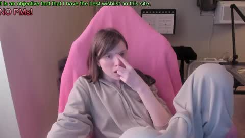 Snapshot of nacmar chatting on June 2, 7:43 am Natalie Marlo online show from June 2, 7:43 am