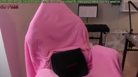 Snapshot of nacmar chatting on July 5, 4:07 am Natalie Marlo online show from July 5, 4:07 am