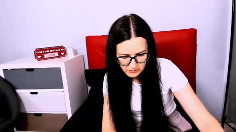 Snapshot of nadiatrue chatting on June 7, 2:32 pm nadiatrue online show from June 7, 2:32 pm