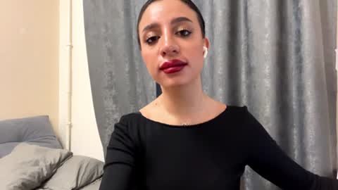 Leya online show from July 10, 4:31 pm