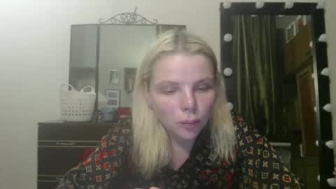 Snapshot of nadyagt chatting on May 21, 9:44 pm nadyagt online show from May 21, 9:44 pm