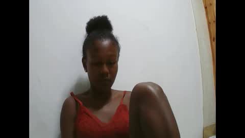 Snapshot of nah296652 chatting on May 30, 7:55 pm nah296652 online show from May 30, 7:55 pm