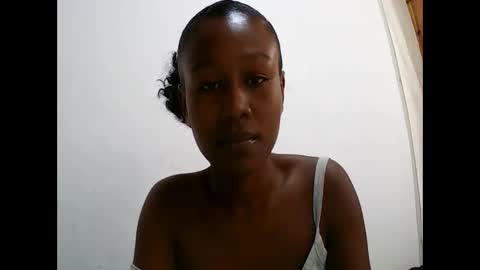 Snapshot of nah296652 chatting on June 2, 6:37 am nah296652 online show from June 2, 6:37 am