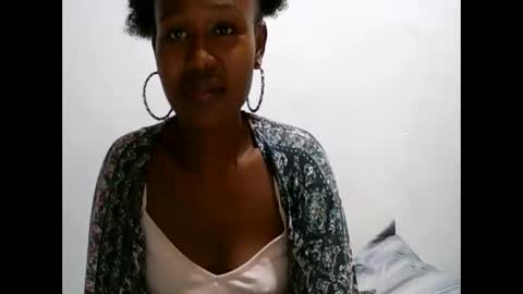 Snapshot of nah296652 chatting on June 6, 9:30 pm nah296652 online show from June 6, 9:30 pm