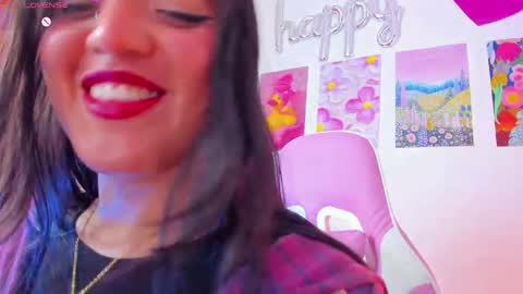 Snapshot of naharasoler chatting on May 6, 10:04 pm Nahara Soler online show from May 6, 10:04 pm