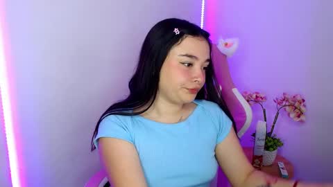 Snapshot of nahia__1 chatting on May 6, 2:55 pm Nahia online show from May 6, 2:55 pm