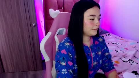 Snapshot of nahia__1 chatting on June 2, 3:36 pm Nahia online show from June 2, 3:36 pm