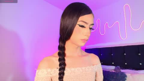 Snapshot of nahiavictoria chatting on March 31, 3:01 pm NahiaVictoria online show from March 31, 3:01 pm