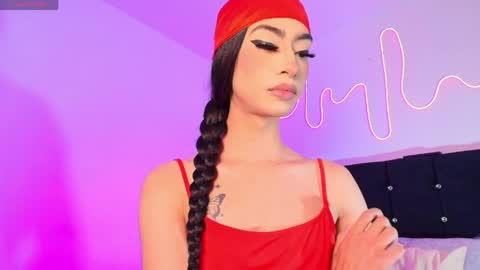 Snapshot of nahiavictoria chatting on April 1, 3:09 pm NahiaVictoria online show from April 1, 3:09 pm