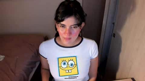 independent model online show from May 29, 2:42 am