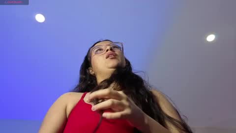 Snapshot of nahomi_blaze56eup chatting on April 10, 11:42 pm valeria online show from April 10, 11:42 pm