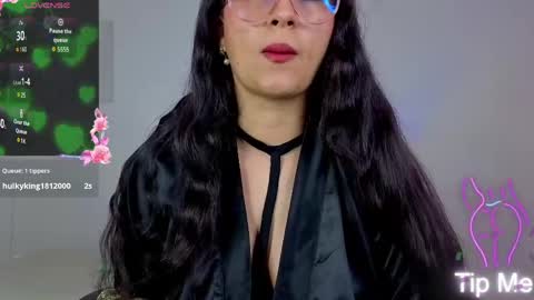 Snapshot of nahomi_blaze56eup chatting on May 1, 7:18 pm valeria online show from May 1, 7:18 pm