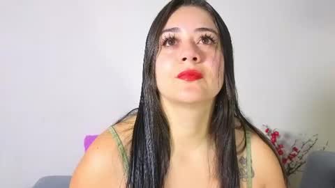 Snapshot of nahomi_sweett chatting on June 12, 10:47 am Nahomi online show from June 12, 10:47 am