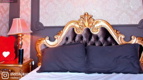 Snapshot of nahomiacosta chatting on January 22, 9:10 pm Nahomi Acosta online show from January 22, 9:10 pm