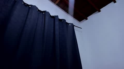 Nohemi Acosta  online show from June 8, 1:28 am