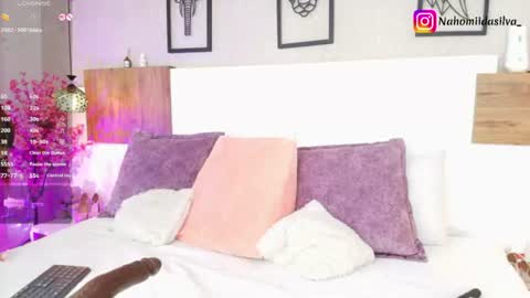 Nahomii online show from July 16, 7:09 pm