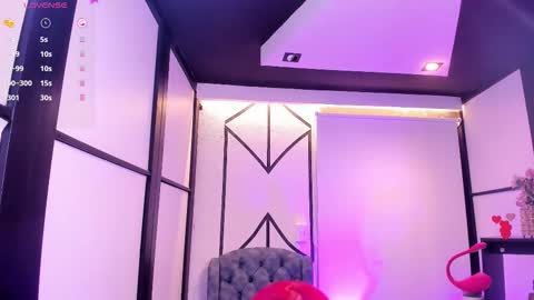 Nahomi online show from December 23, 4:43 am