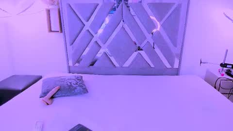 Nahomy online show from October 14, 7:36 pm