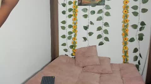 Snapshot of nahomy_smiiths chatting on July 14, 1:52 am Nahomy online show from July 14, 1:52 am