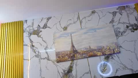 nahomy_smith23_aws online show from December 5, 1:14 am