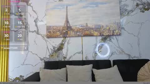 nahomy_smith23_aws online show from December 14, 10:36 pm