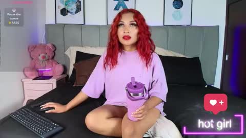 Snapshot of naia_cruz_ chatting on November 12, 7:57 pm Naia online show from November 12, 7:57 pm