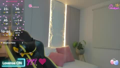 Snapshot of naiara30_ chatting on May 29, 8:12 am N A I A R A online show from May 29, 8:12 am