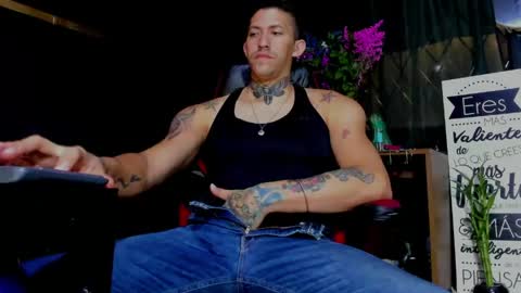 naider_1 online show from May 9, 6:07 am