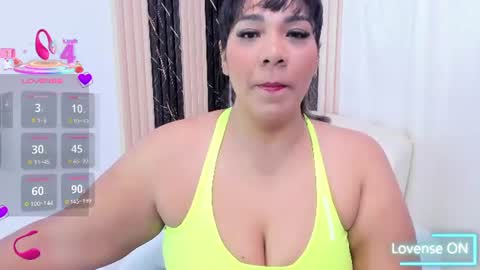 Nailha online show from June 19, 9:29 pm
