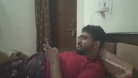 NAIRANANDU28 online show from May 10, 5:01 am