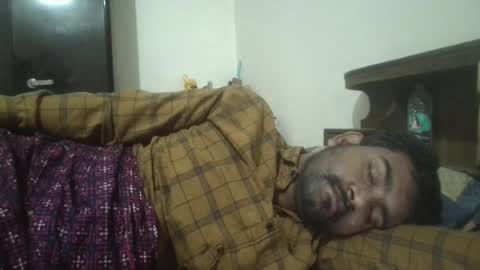 NAIRANANDU28 online show from June 25, 12:54 am